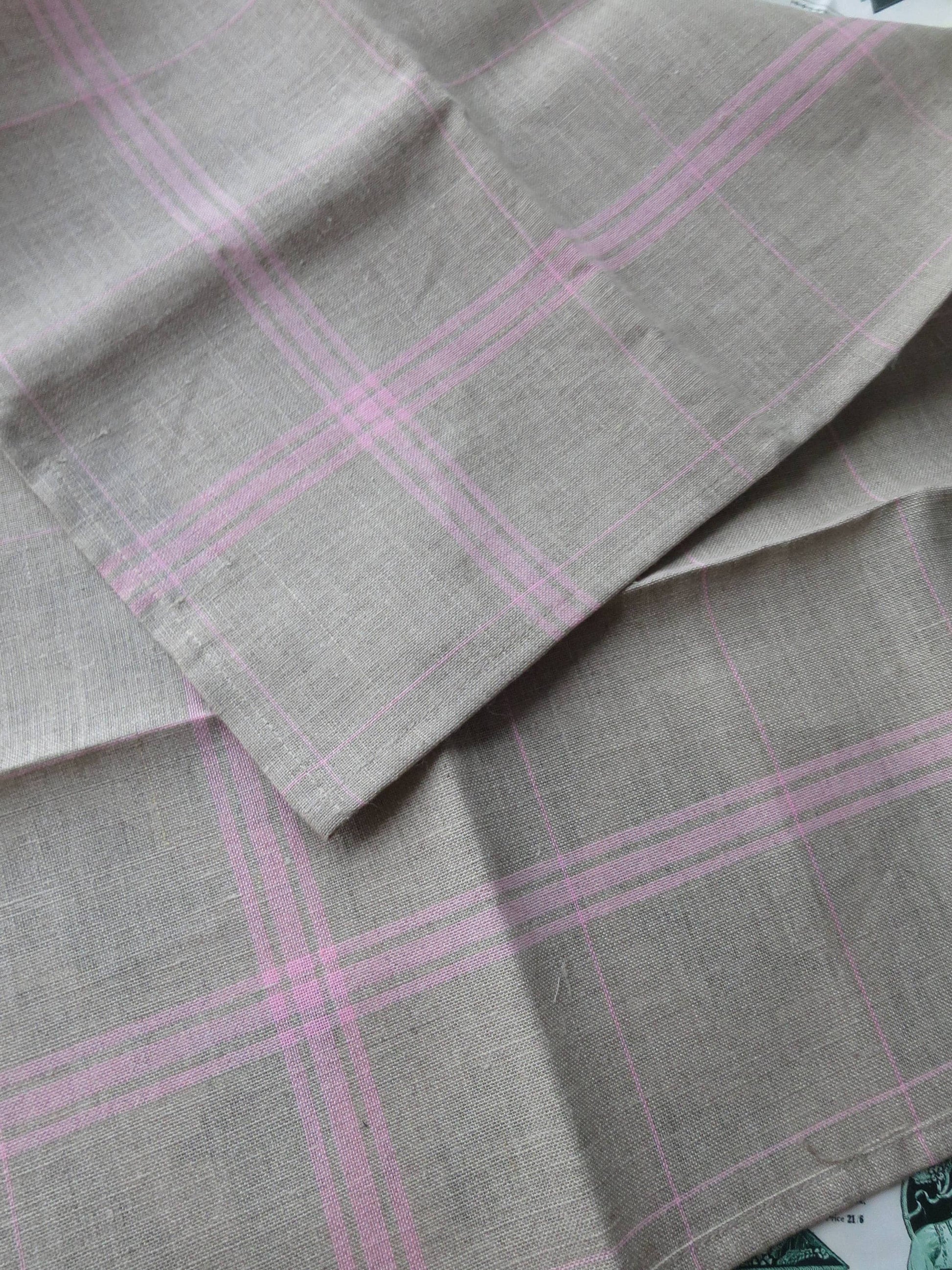 Sajou 32 Count French Linen Pink Checked Tea Towel to Embroider