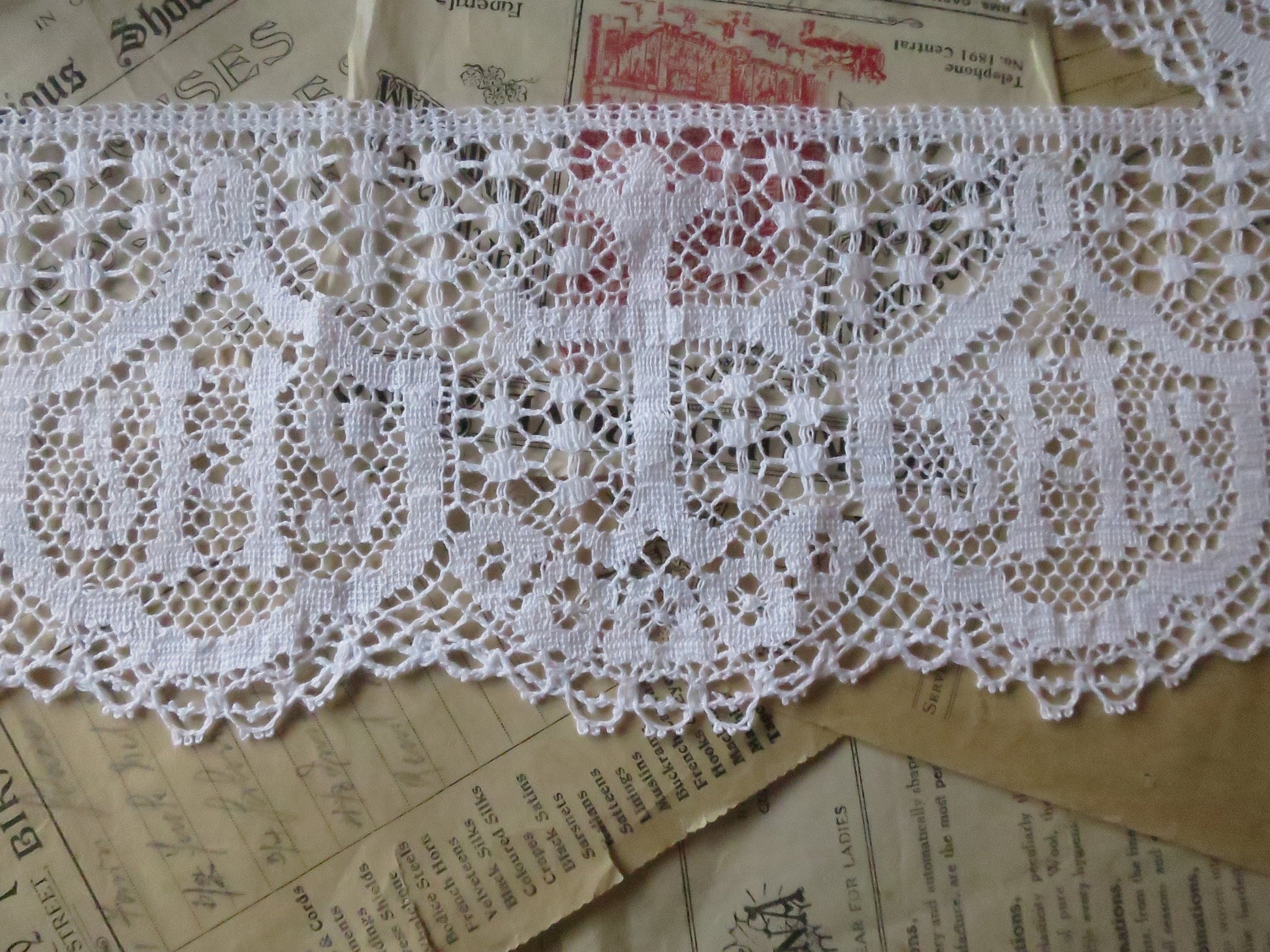 Remnants White English Nottingham Cluny Lace- Liturgical Ecclesiastical- 11.5