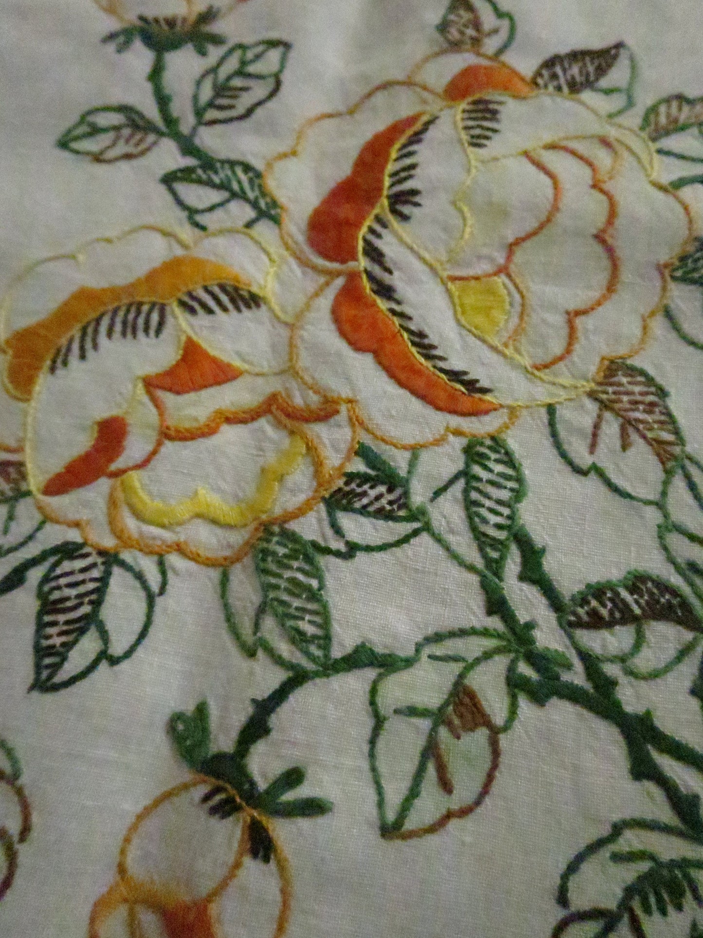 Art Deco Irish Linen Table Cloth- Hand Embroidered Roses