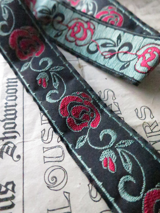 Rose Tendrils 25 mm Jacquard Woven Ribbon