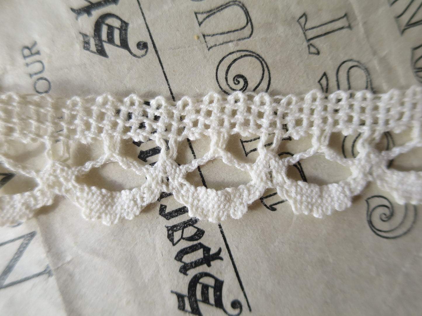 Ecru English Nottingham Lace- Openwork Scallops- 2 cm