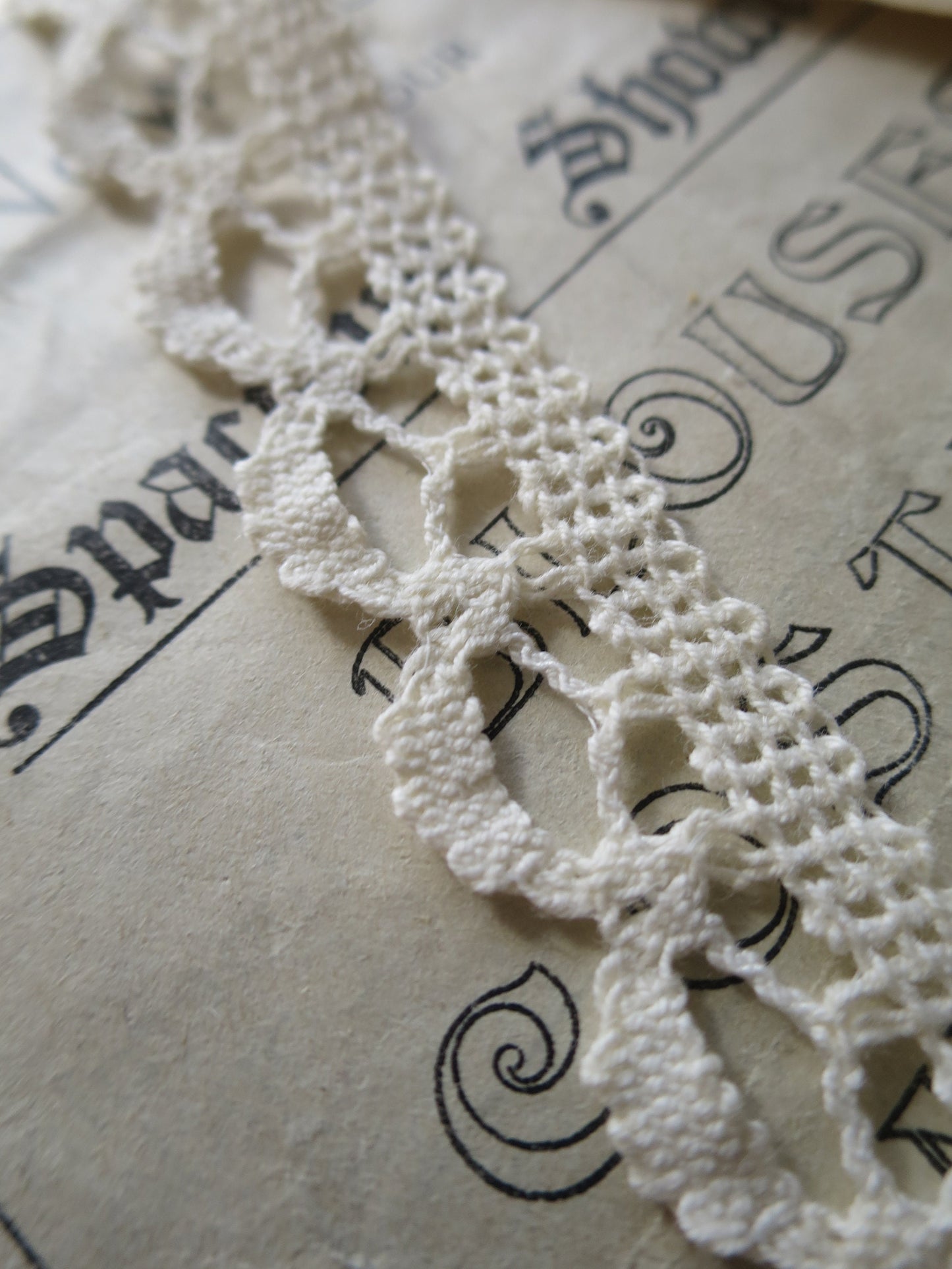 Ecru English Nottingham Lace- Openwork Scallops- 2 cm