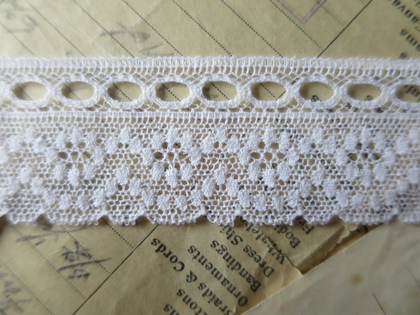 White English Nottingham Lace- Diamond Spots- Eyelet Lace- 3.7 cm