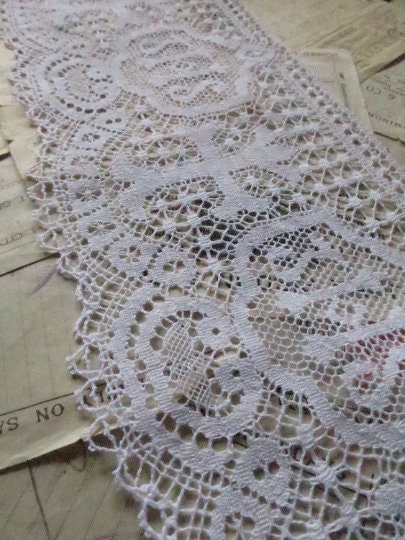 Remnants White English Nottingham Cluny Lace- Liturgical Ecclesiastical- 16.5 cm