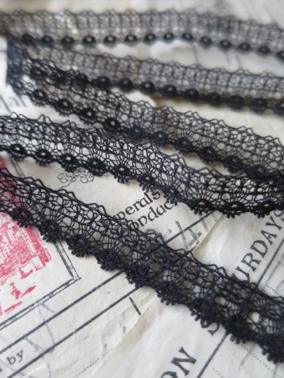 Black English Nottingham Lace- Delicate Lace- 1.2 cm