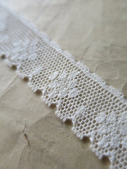 Ecru English Nottingham Lace- Valenciennes Diamond Spots- 1.7 cm