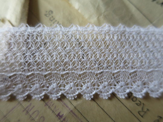 White English Nottingham Lace- Delicate Lace- 2.7cm