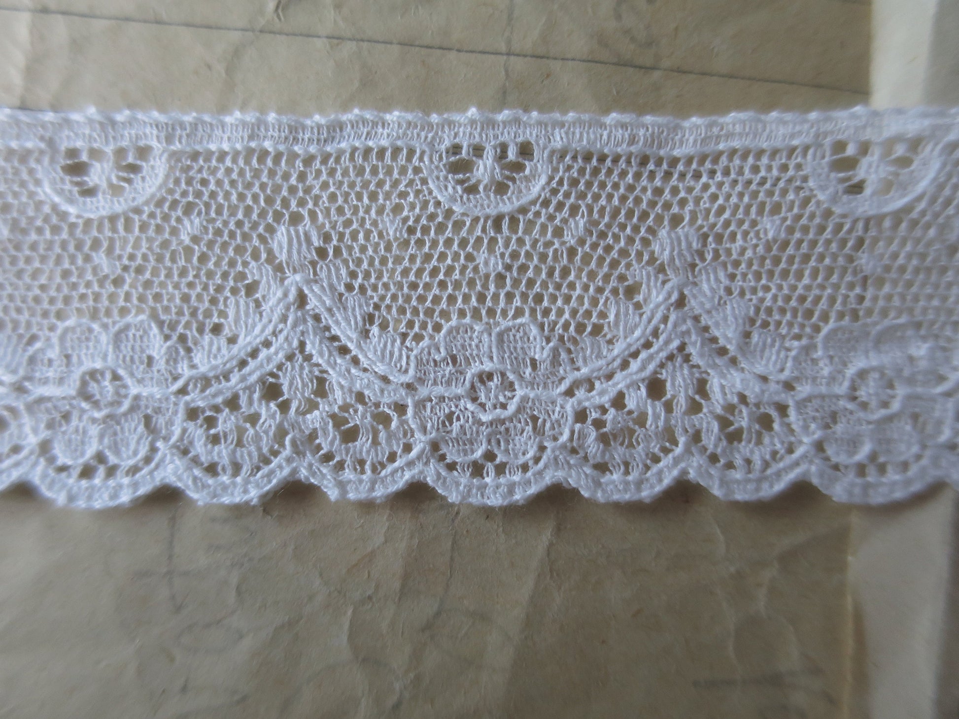 Off White English Nottingham Lace- Diamond & Floral Point Lace- 3.5 cm