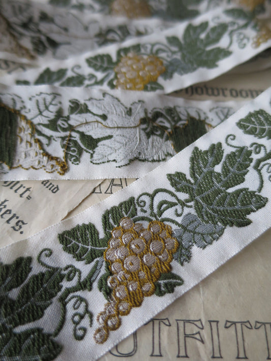 Grapevines 32 mm Jacquard Woven Ribbon- Golden Grapes