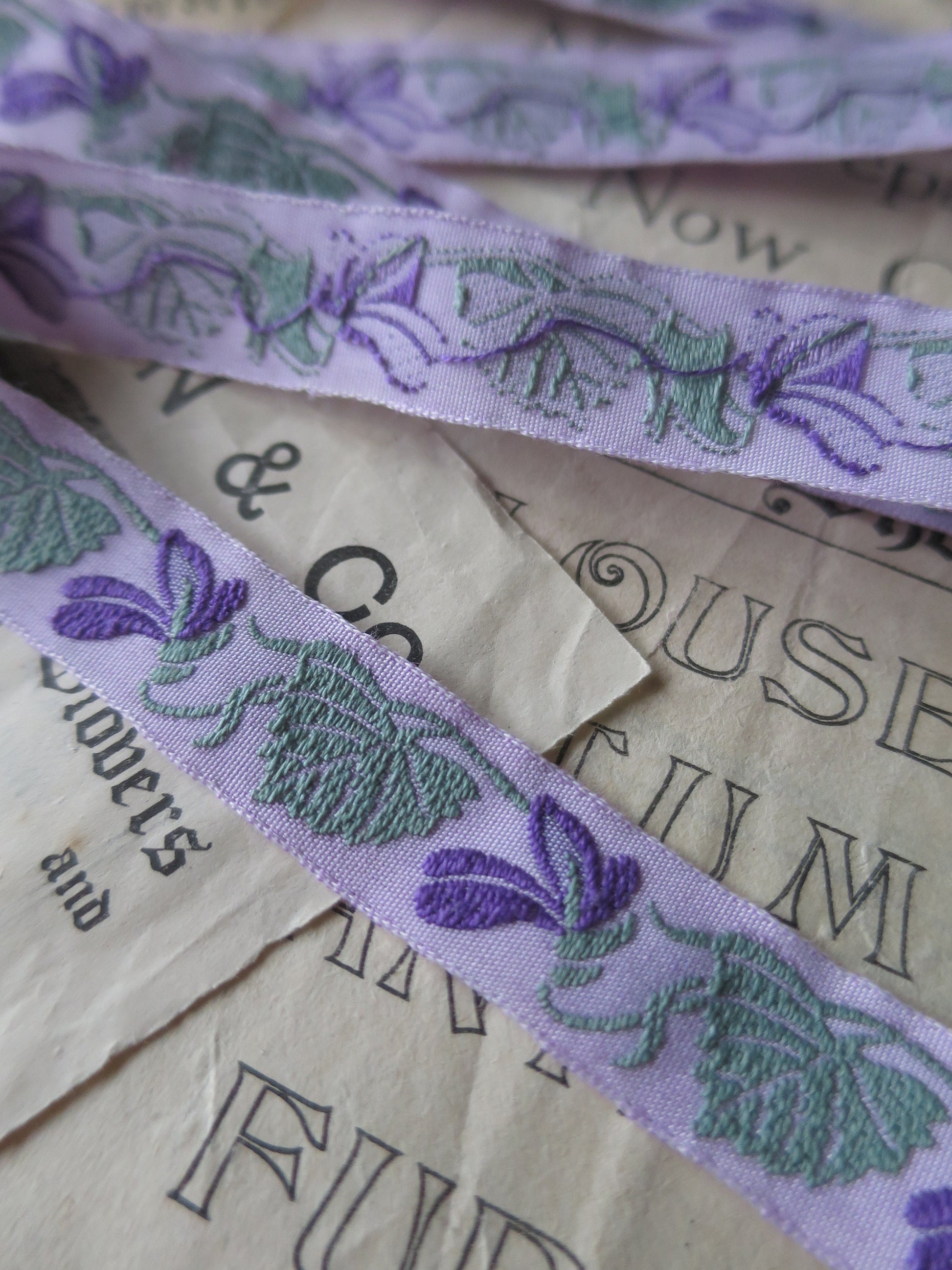 Literal Violets 15 mm Jacquard Woven Ribbon