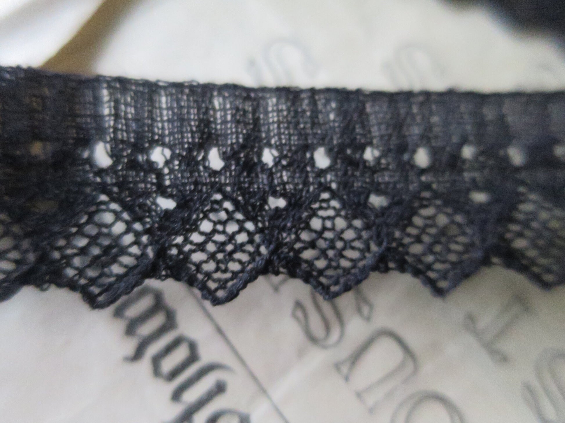 Black English Nottingham Lace- Zig Zag- 2 cm