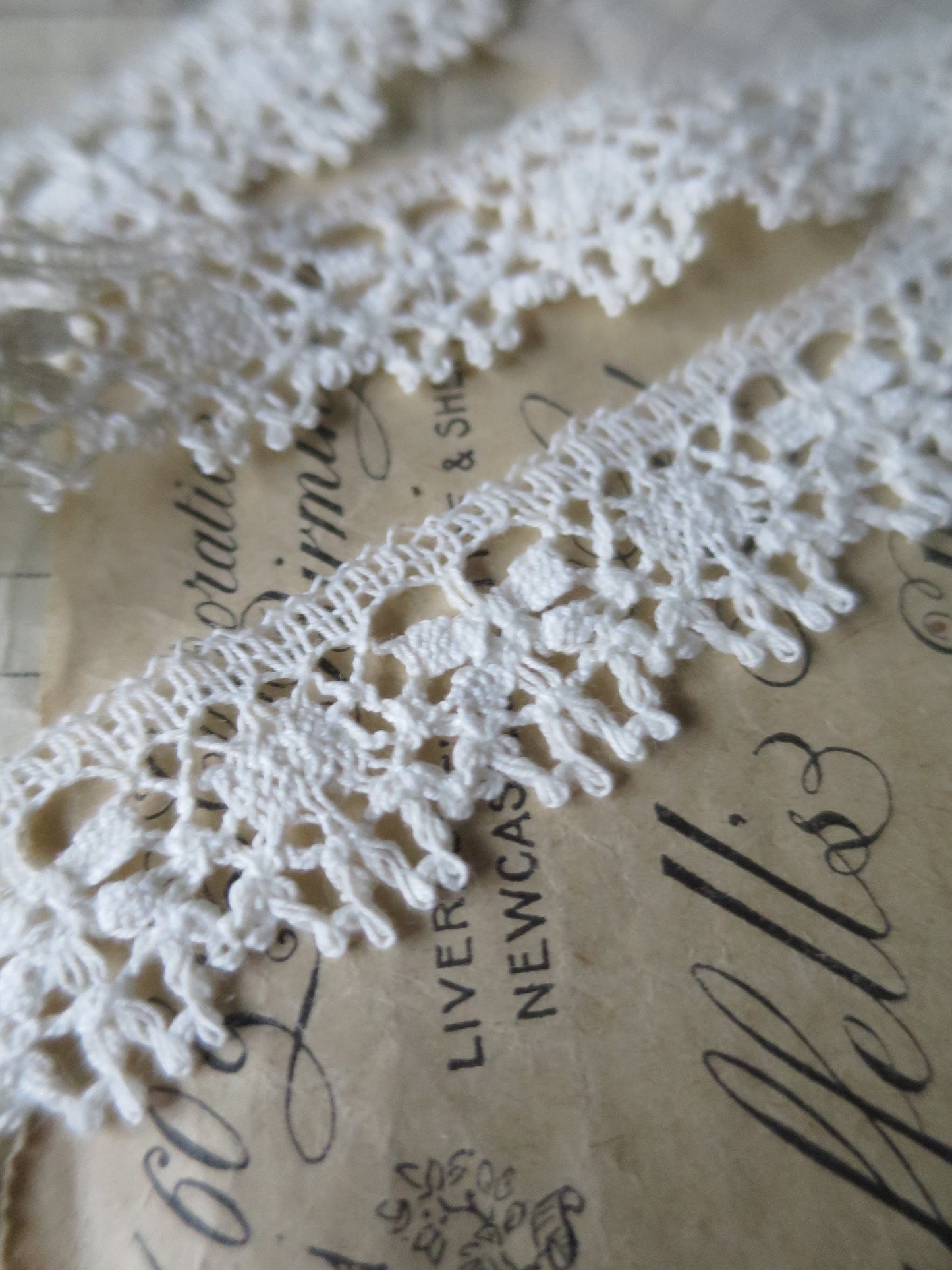 Ecru English Nottingham Cluny Lace- Traditional Torchon- 2 cm