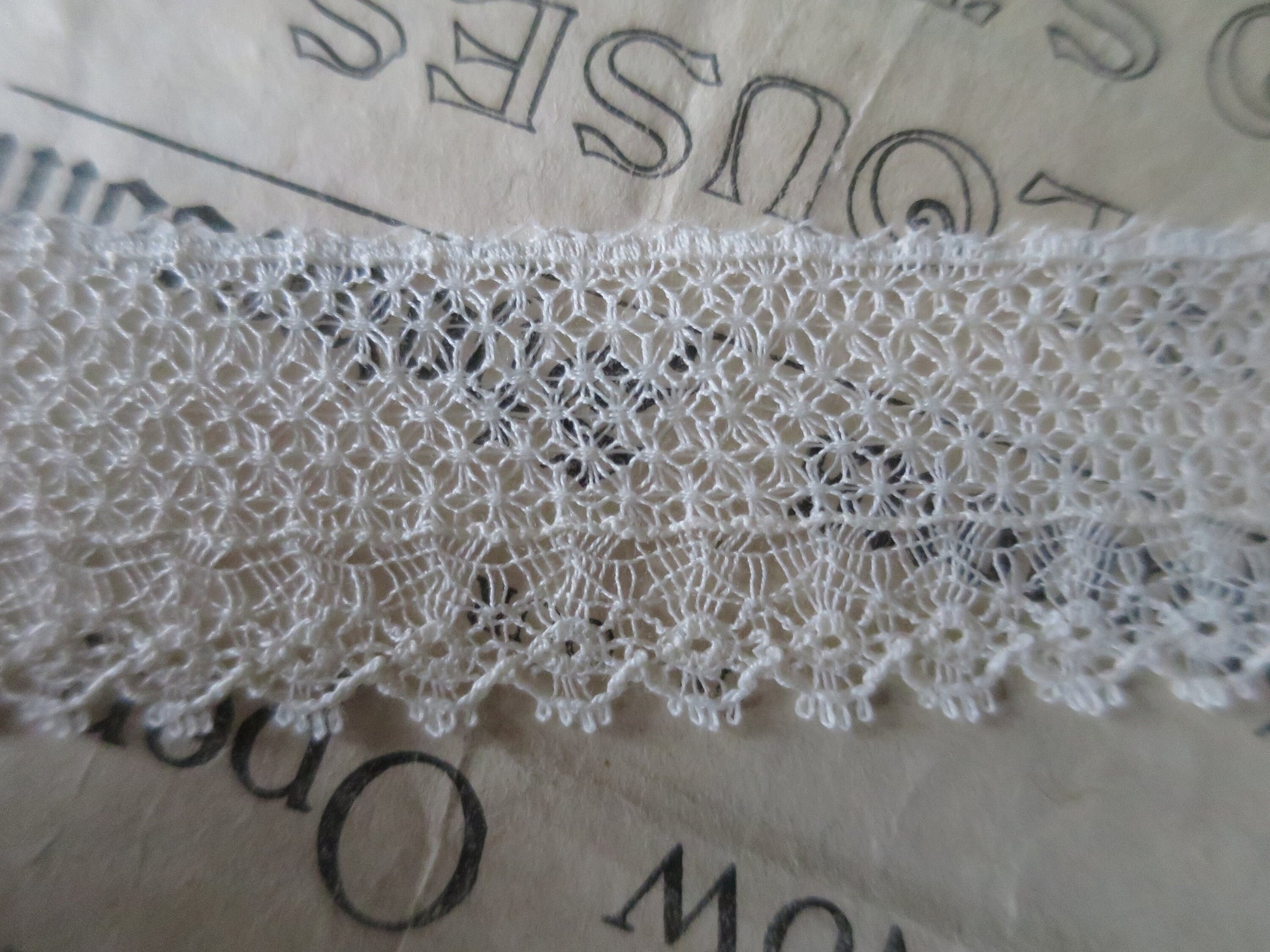 Ecru English Nottingham Lace- Delicate Lace- 2.7 cm