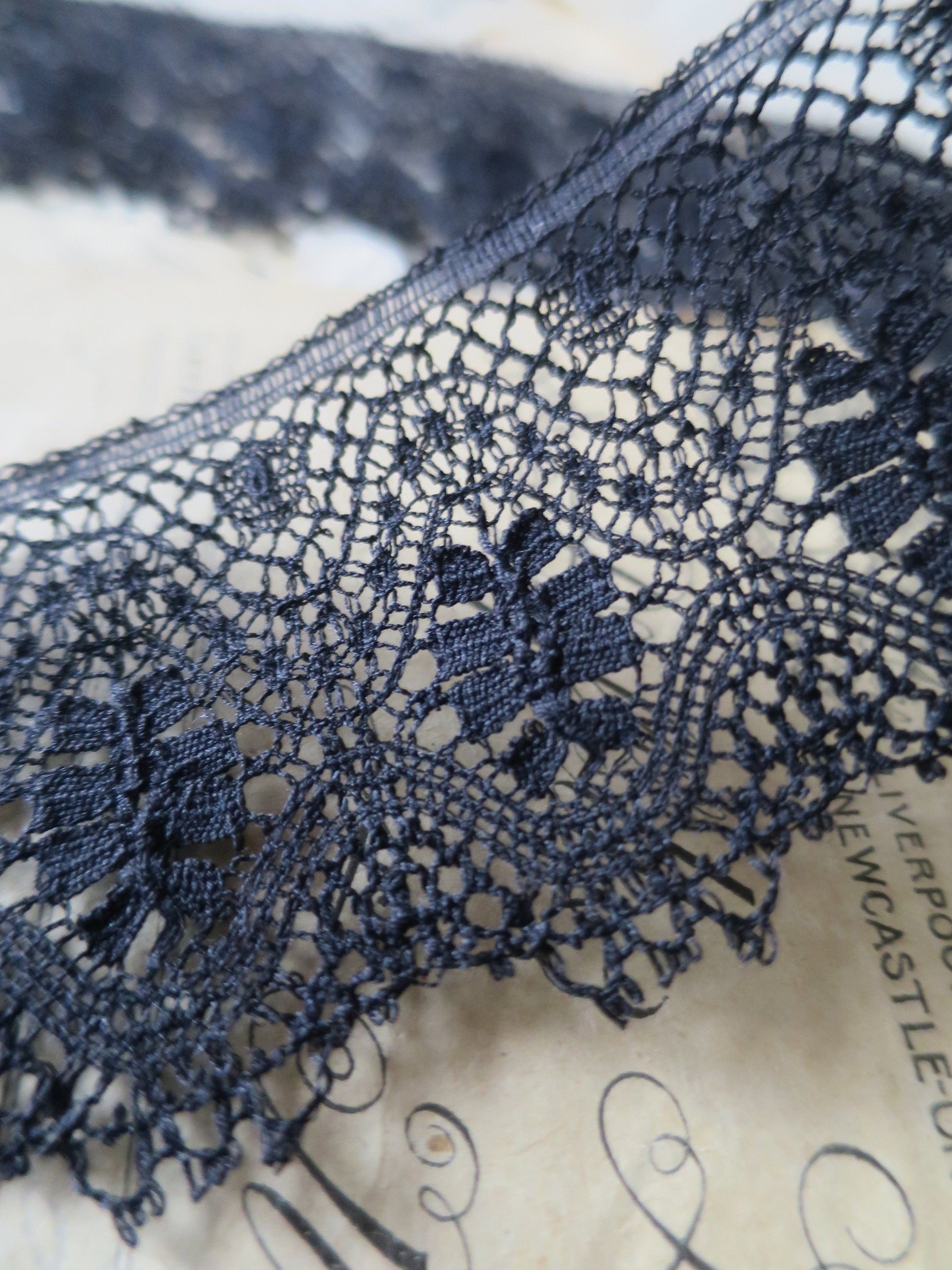 Black English Nottingham Lace- Le Puy/ Bedfordshire Guipure- 5.5 cm