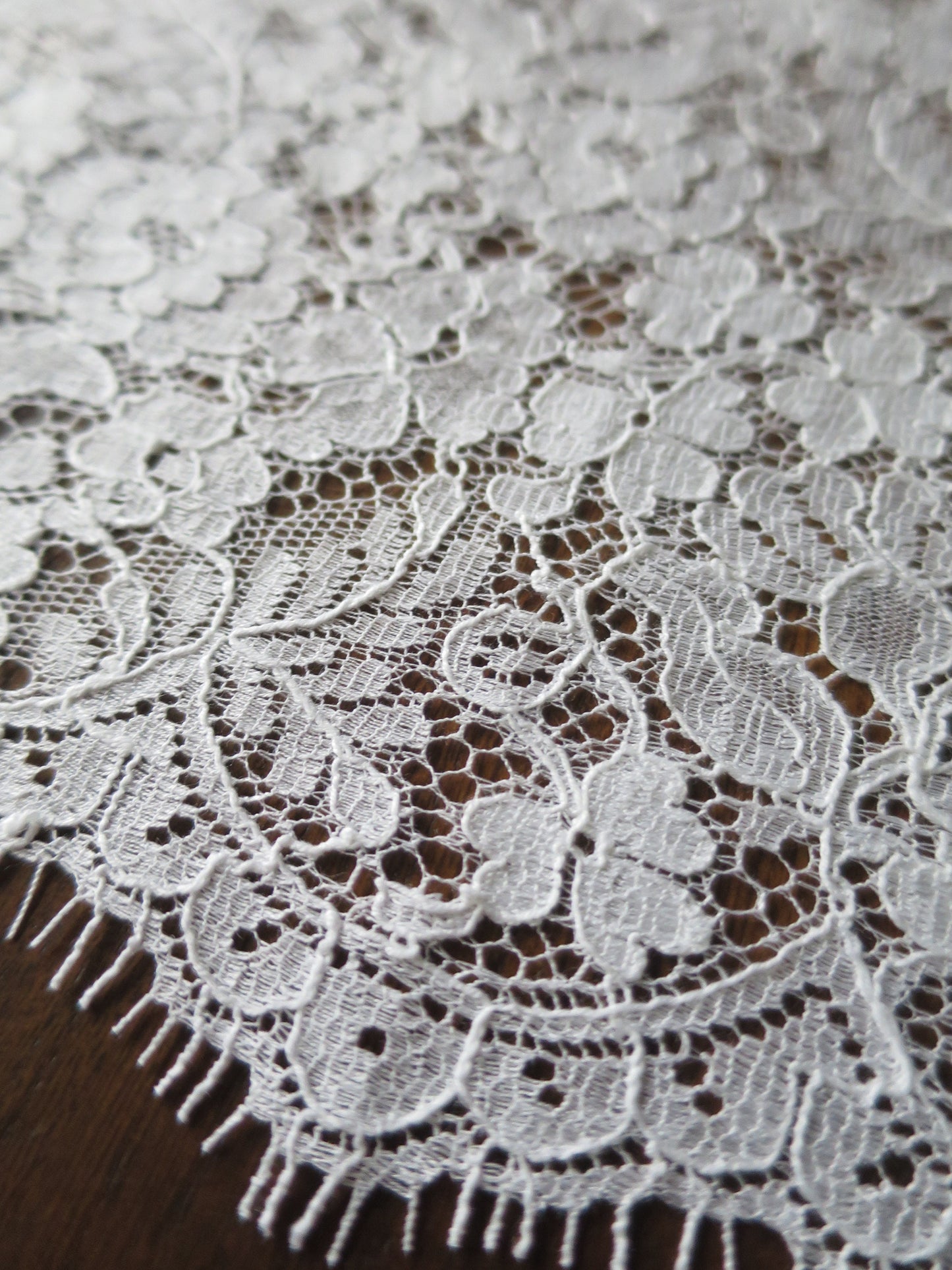 White English Nottingham Lace- Floral Eyelash - 30 cm