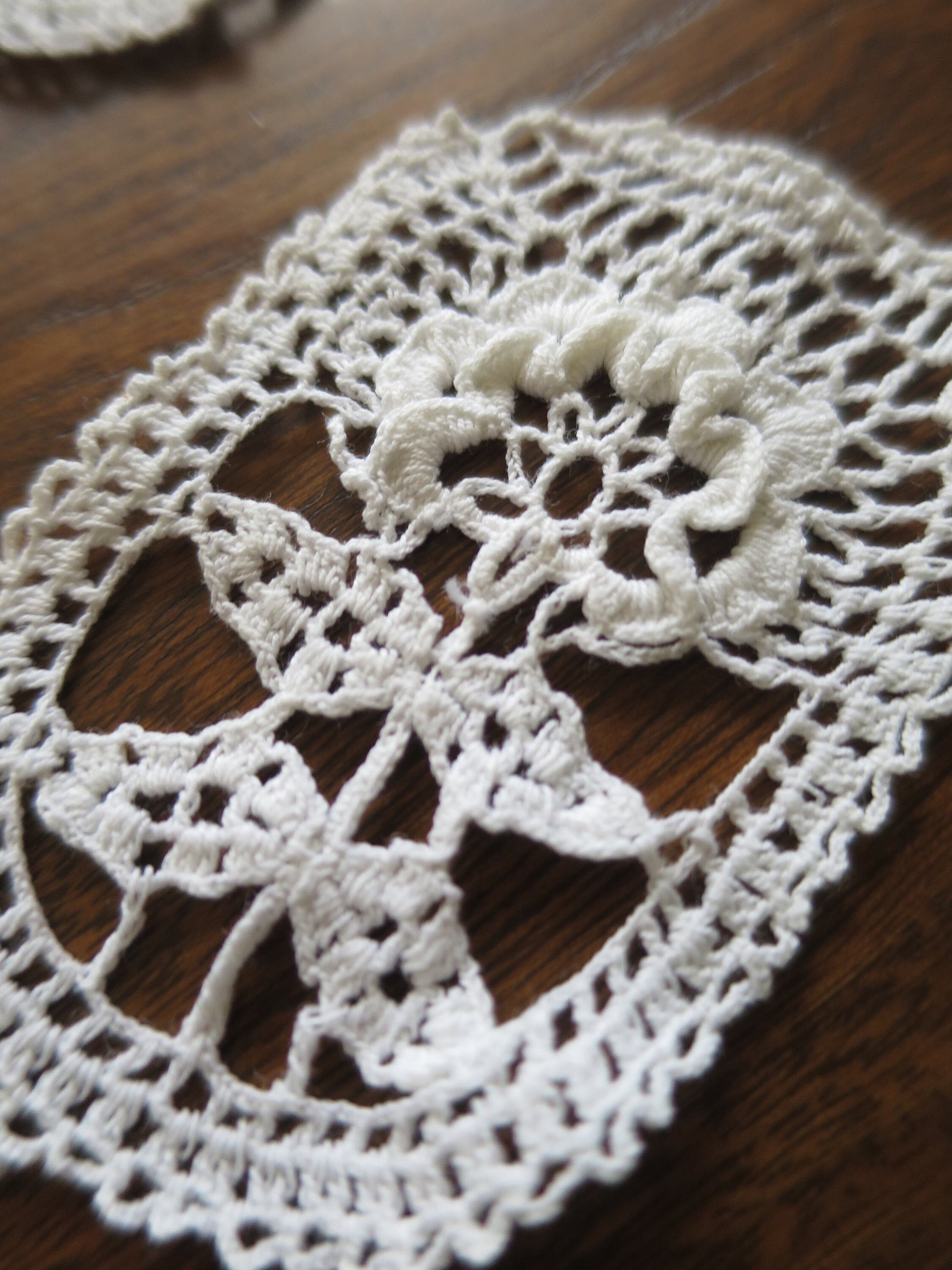 Antique Hand Crochet Lace Collar- Floral Cartouches