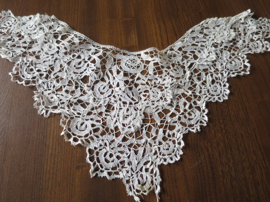 Antique Hand Worked Honiton Bobbin Lace Collar/ Yoke