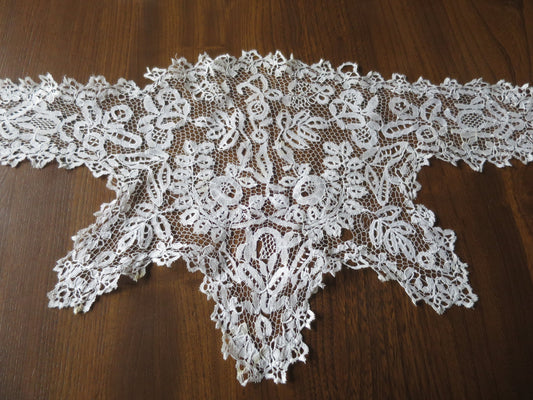 Intricate Antique Hand Worked Honiton Guipure Bobbin Lace Day Lace Cap- Roses & Foliage