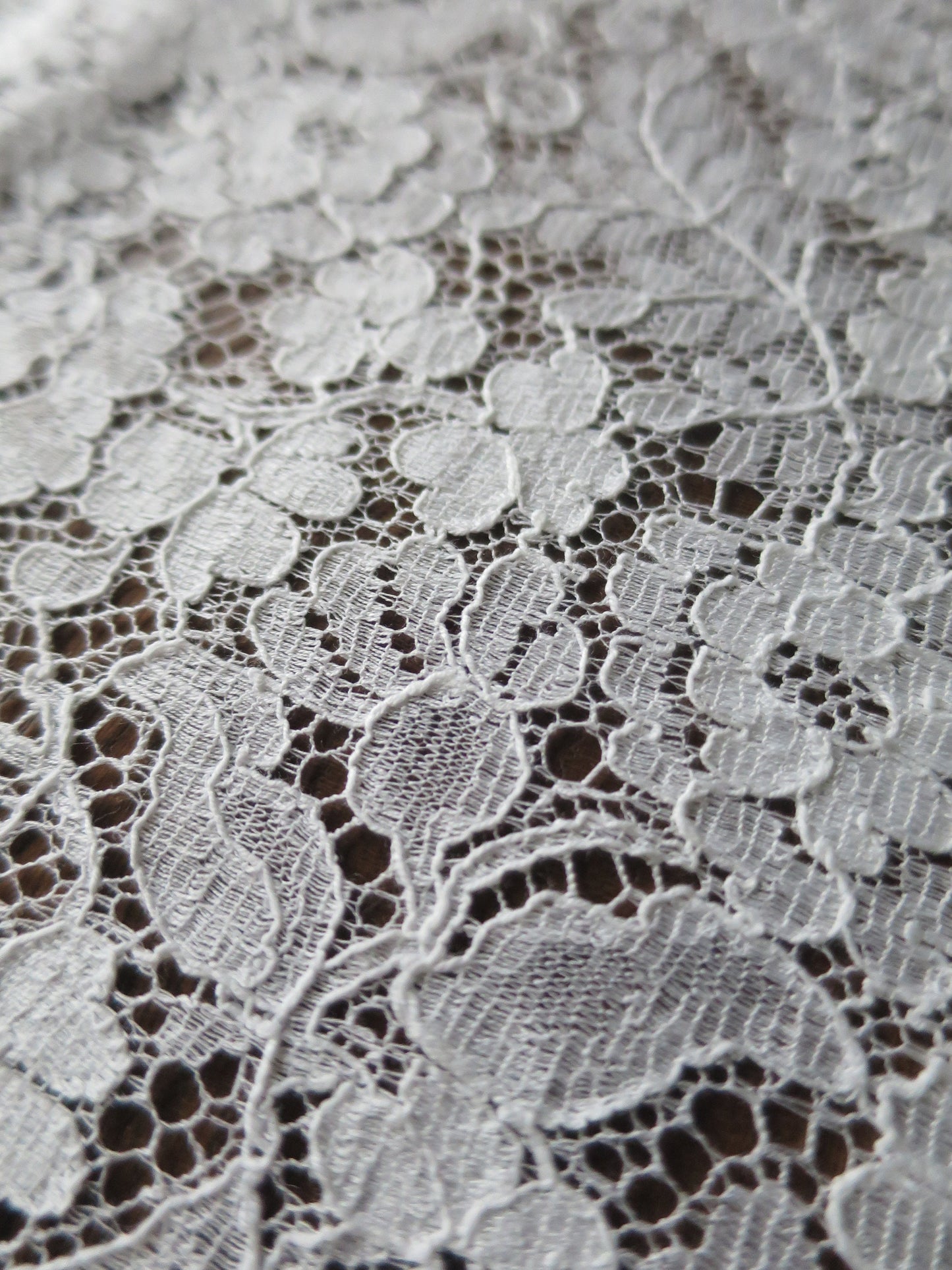 White English Nottingham Lace- Floral Eyelash - 30 cm