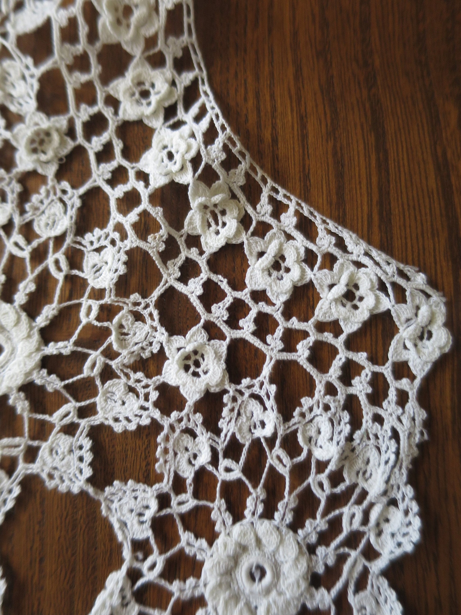 Antique Hand Crochet Lace Collar- 1860's