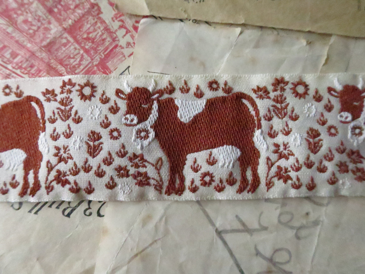 Cows- 32 mm Jacquard Woven Ribbon