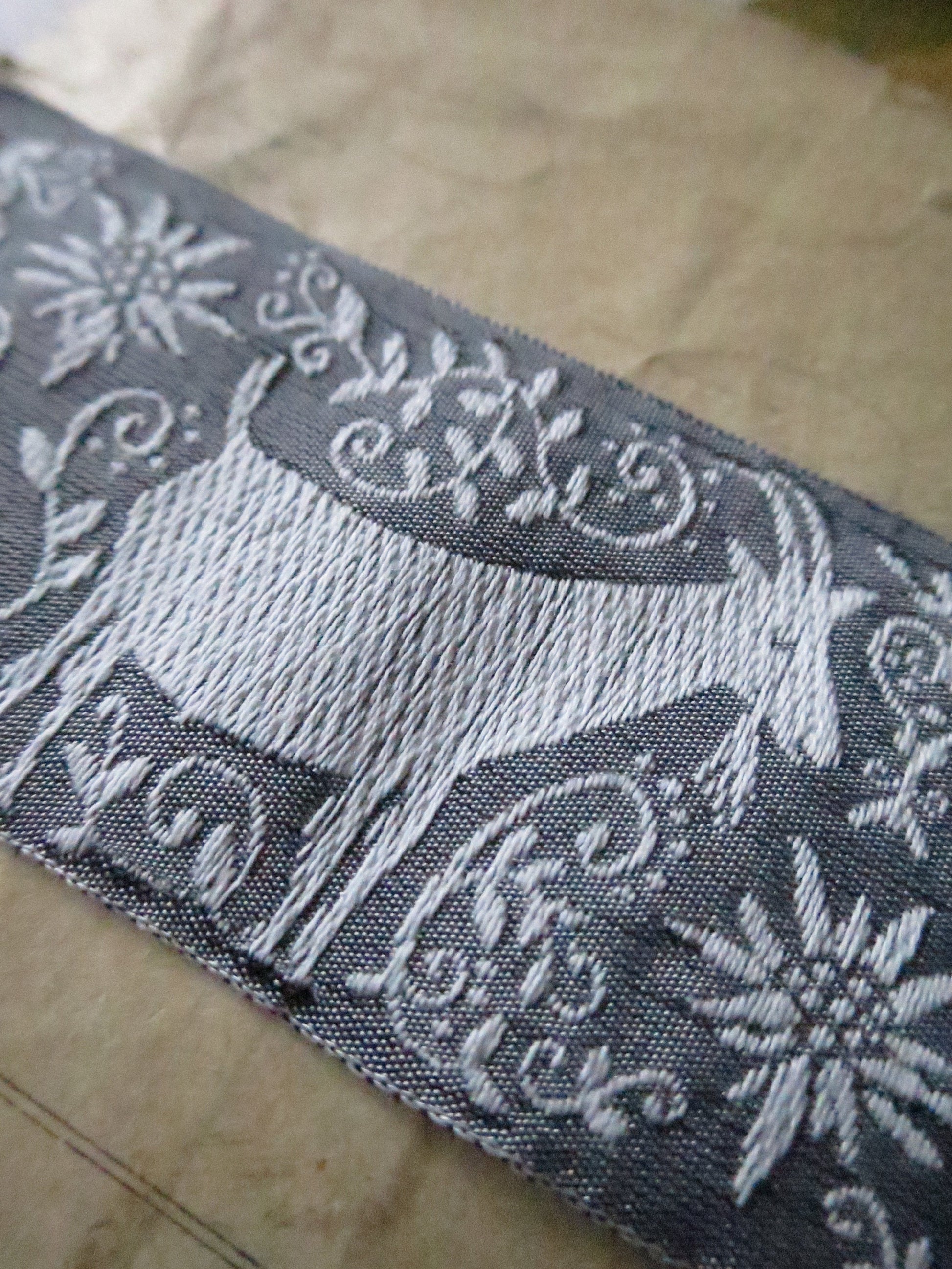 Billy Goats 32 mm Jacquard Woven Ribbon- Grey