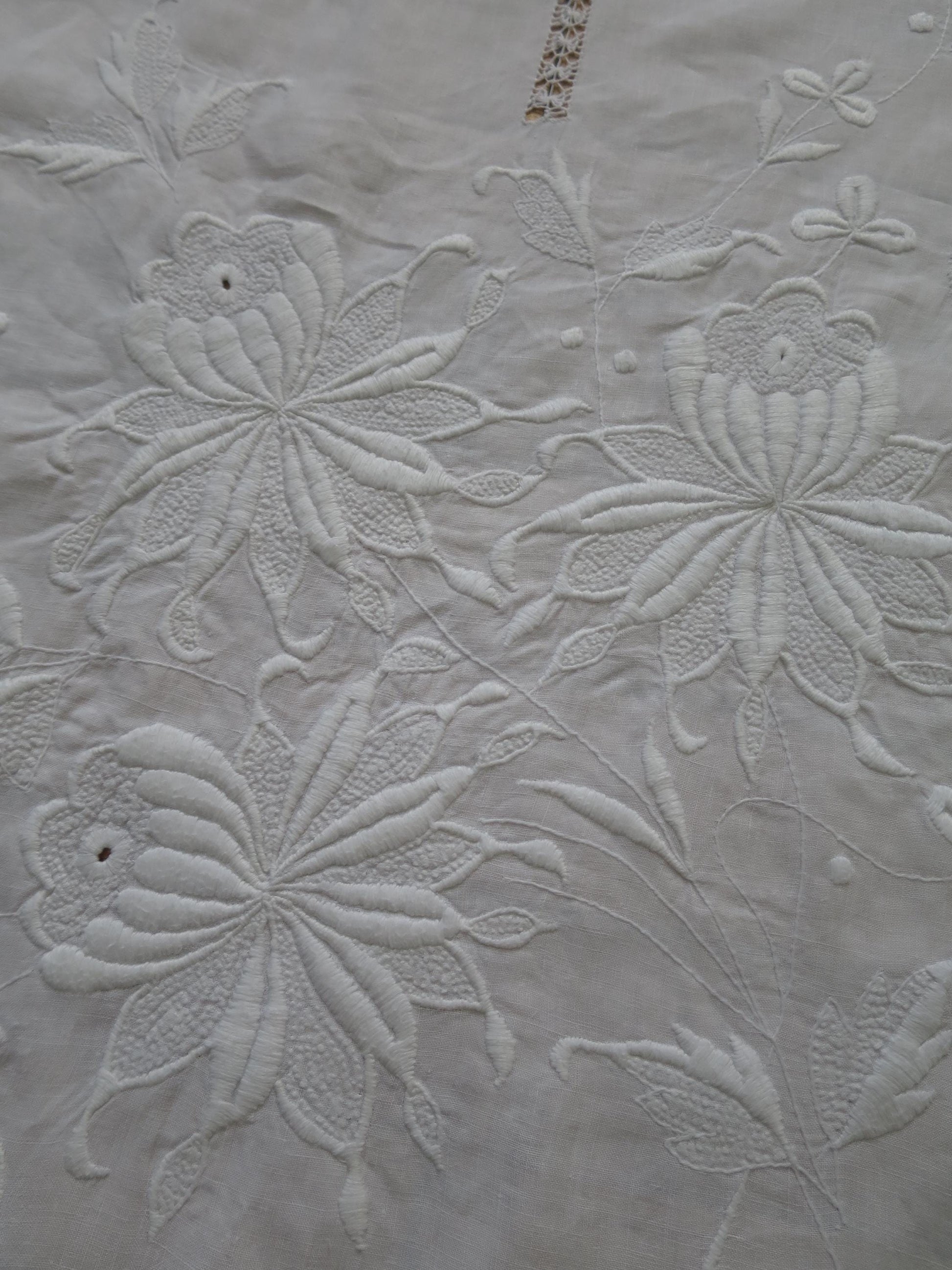 Antique Victorian Irish Linen Bedspread- Whitework Embroidery & Drawn Thread Work