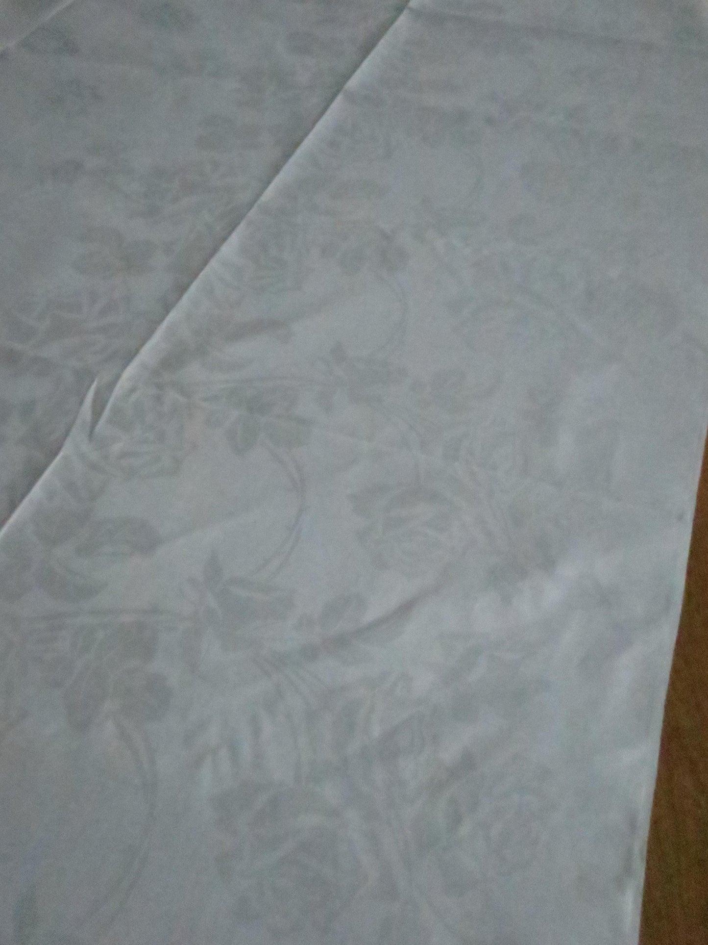 Antique Irish Linen Damask Table Cloth- Stylized Trailing Roses- 184 x 269 cm/ 72 x 106 "