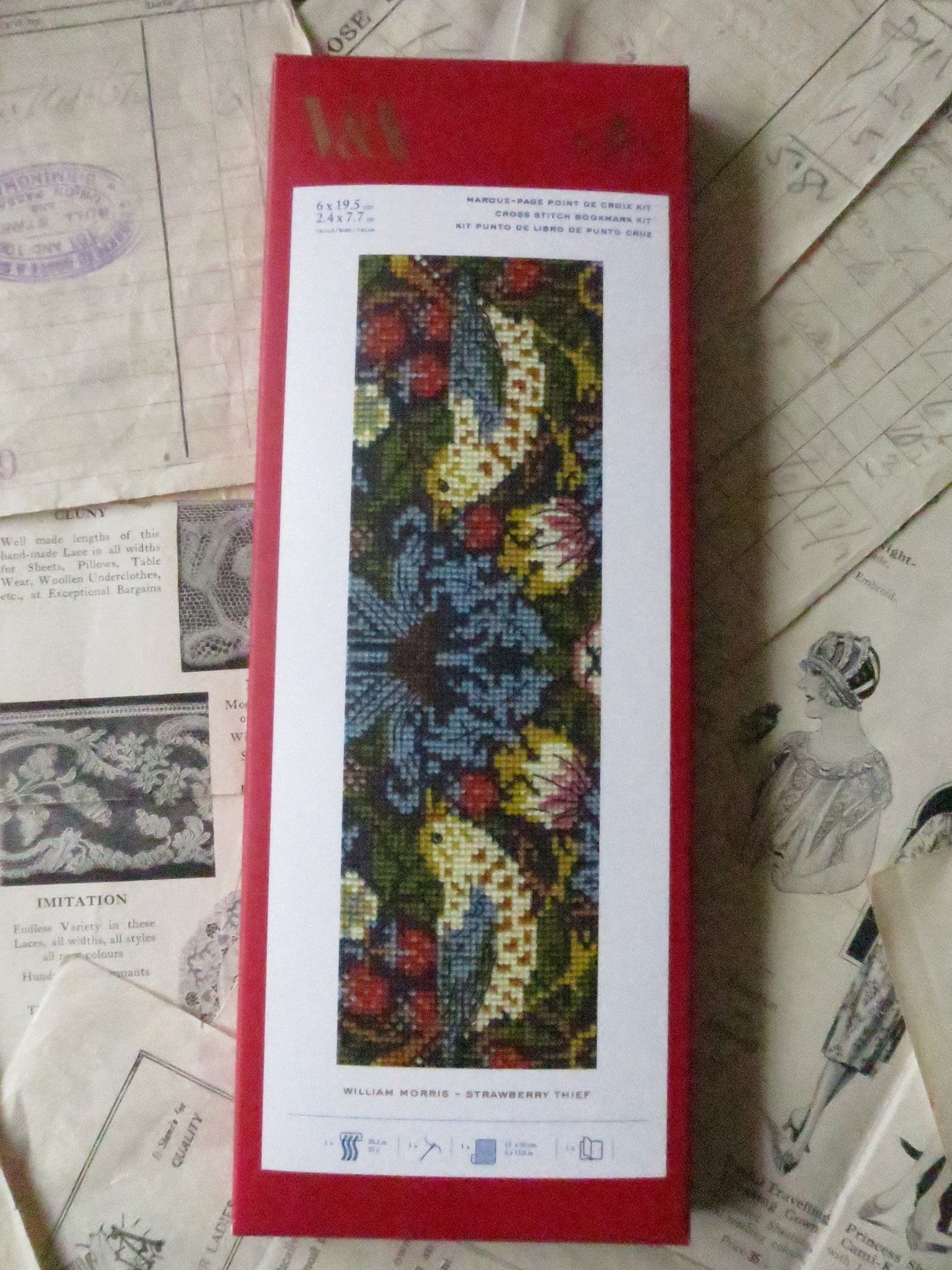 V&A William Morris 'The Strawberry Thief' Bookmark Cross Stitch Embroidery Kit